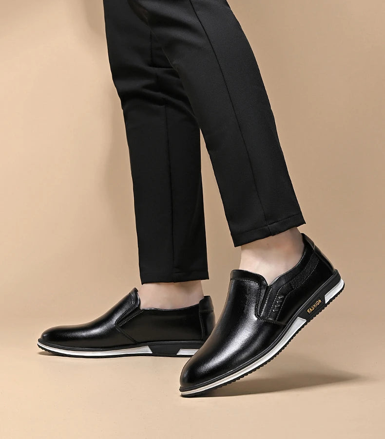 Sapatos de couro para homens Marca stryd